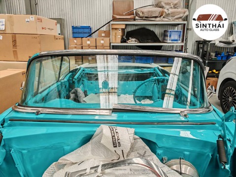 รับเปลี่ยนกระจกรถโดยช่างมืออาชีพ